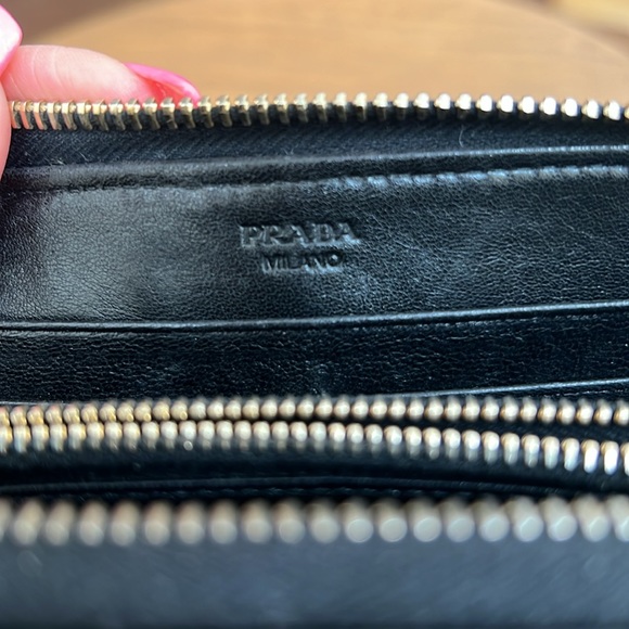 ‼️SALE‼️ Prada Nappa Gaufre Zip Around Wallet - Picture 12 of 13